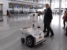 Advantech rende disponibili Robot con connettività 5G per il controllo contro il Coronavirus