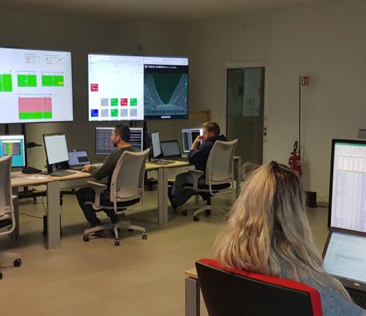 Ottimizzare le prestazioni di macchine e impianti di produzione con PTC: la scelta di IMA