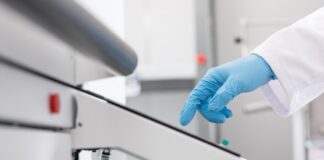 Stampa 3D: tecnologia SAF per la produzione su larga scala. Con Stratasys