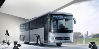 Mercedes-Benz eIntouro: il bus elettrico supera i test estremi in Finlandia